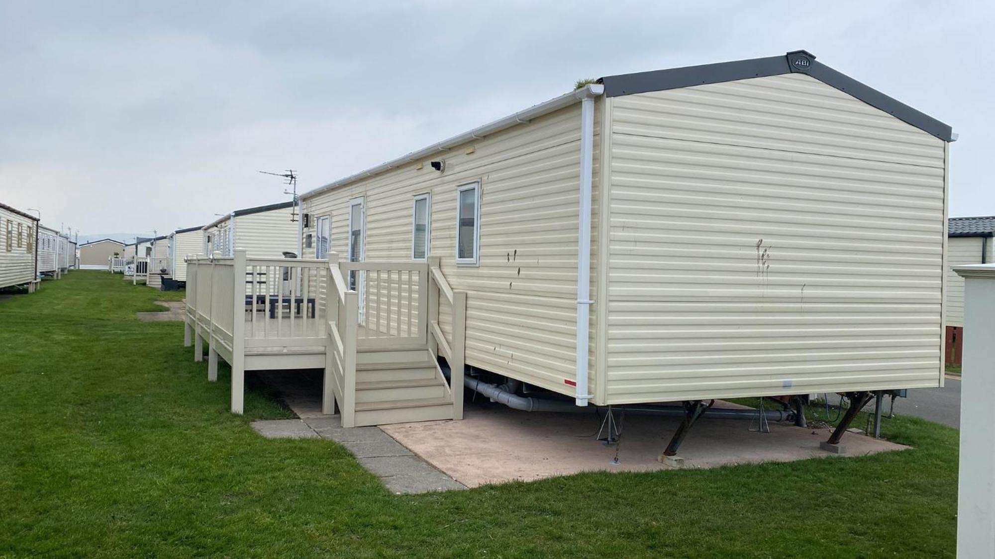 2 Bed Caravan For Hire At Golden Sands In Rhyl Exterior photo